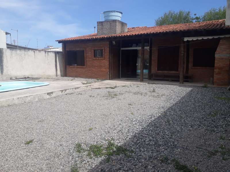Casa 2 quartos  no bairro Laranjal