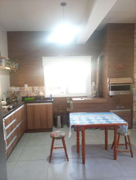 Sobrado 3 quartos  no bairro Fragata