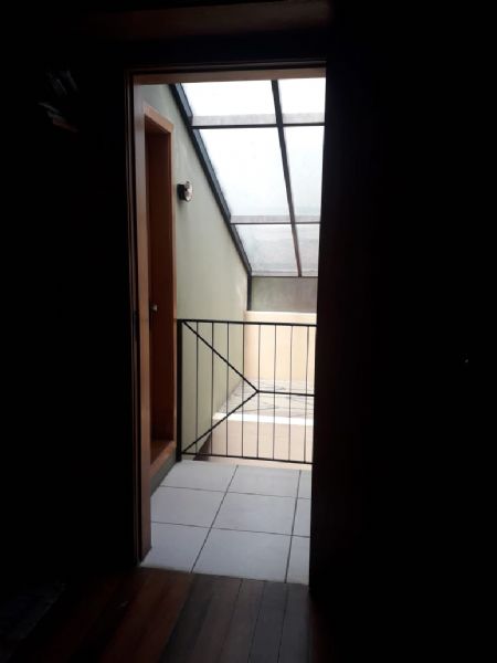 Sobrado 4 quartos  no bairro Três Vendas