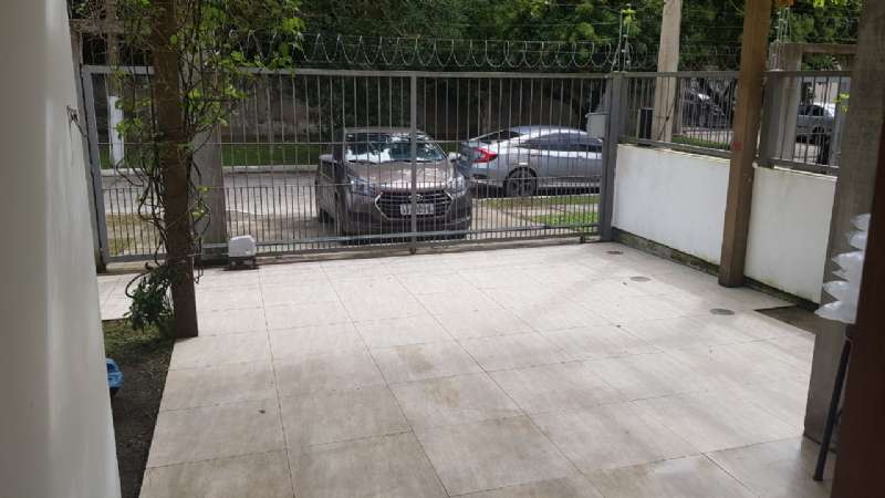 Casa 3 quartos  no bairro Laranjal