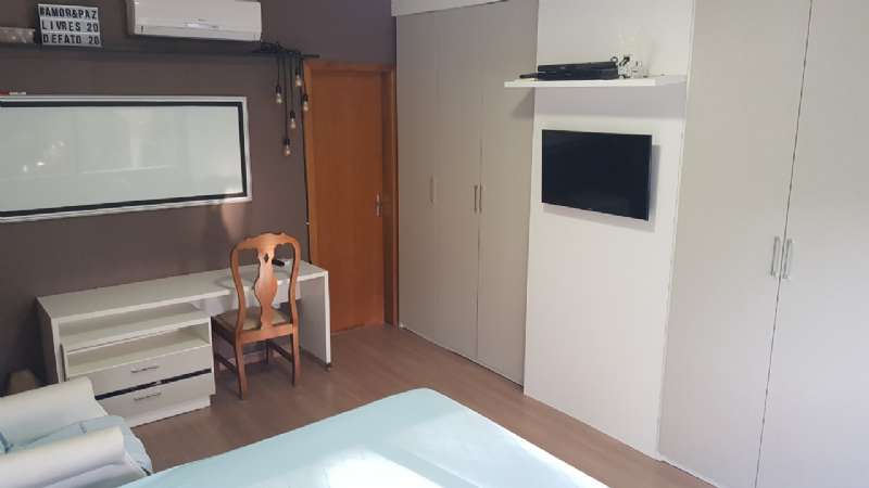 Casa 3 quartos  no bairro Laranjal