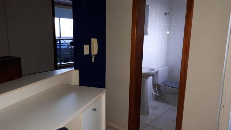 Sala 1 quarto  no bairro Centro
