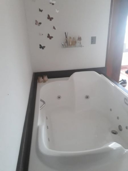 Casa 4 quartos  no bairro Areal