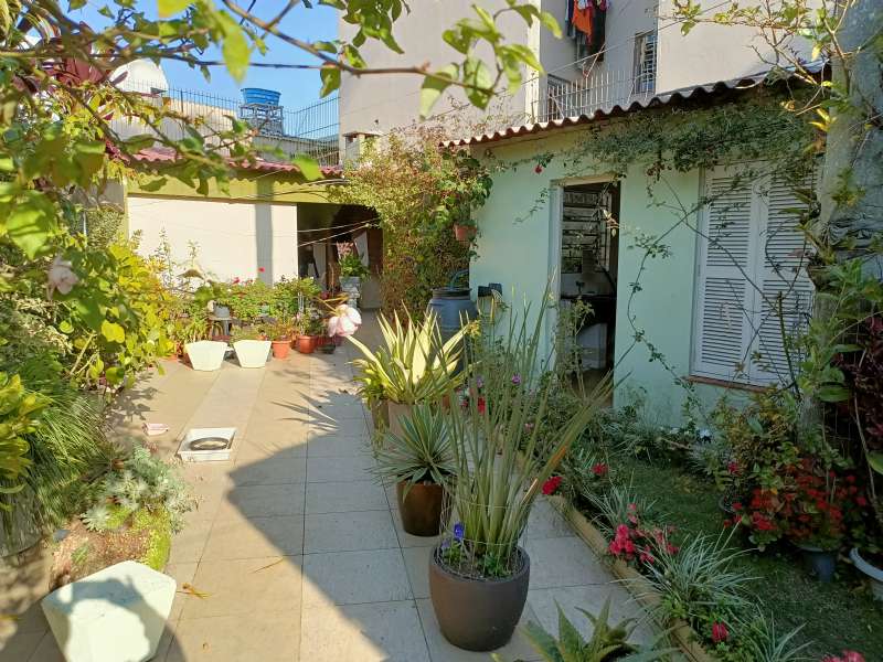 Casa 4 quartos  no bairro Centro
