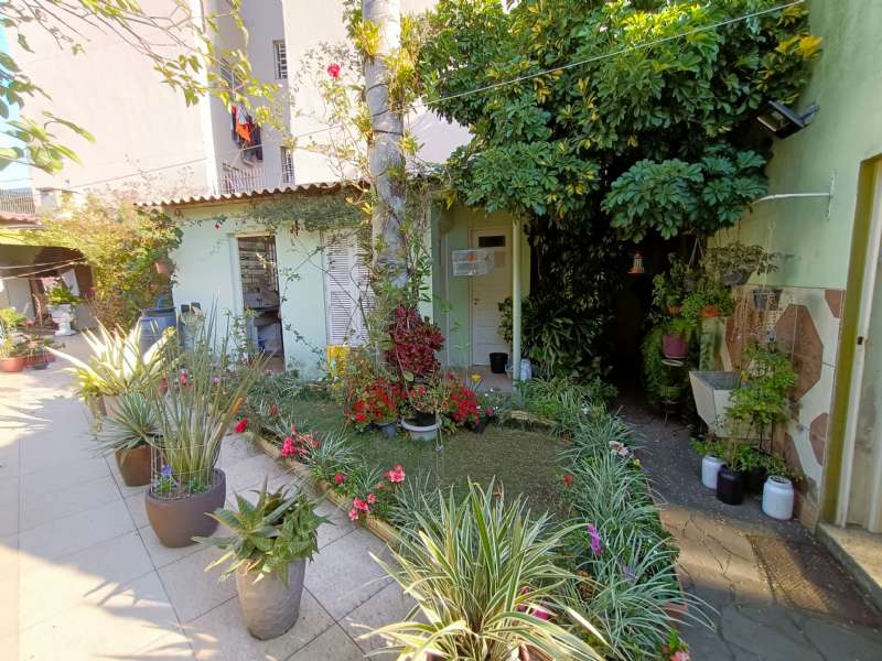 Casa 4 quartos  no bairro Centro