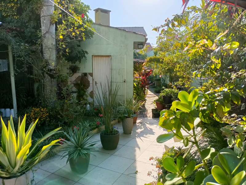 Casa 4 quartos  no bairro Centro