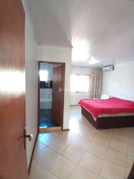 Casa 3 quartos  no bairro Fragata