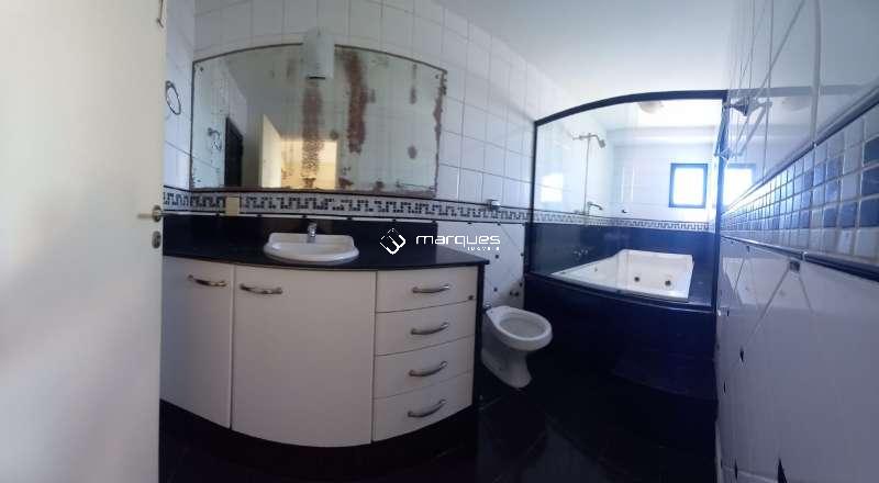 Apartamento 3 quartos  no bairro Centro