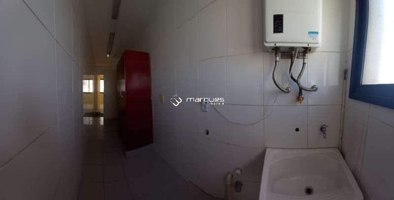Apartamento 3 quartos  no bairro Centro