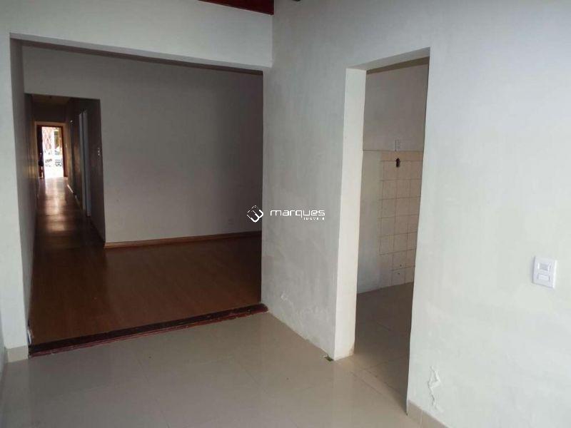 Casa 2 quartos  no bairro Centro