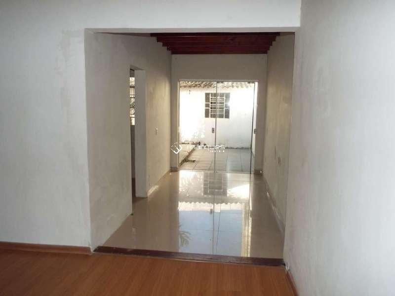 Casa 2 quartos  no bairro Centro