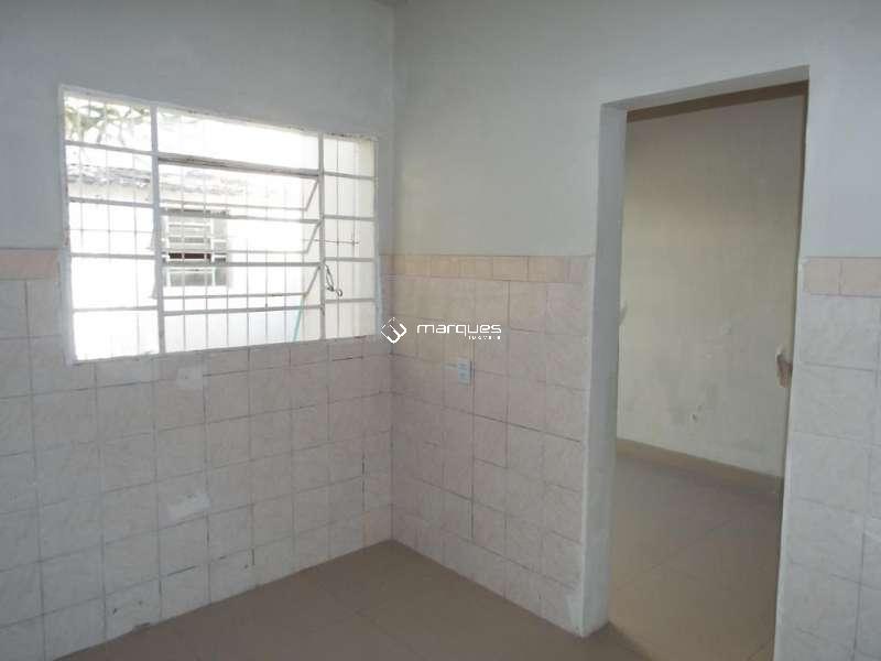 Casa 2 quartos  no bairro Centro