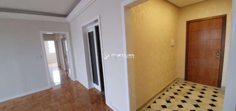 Apartamento 3 quartos  no bairro Centro