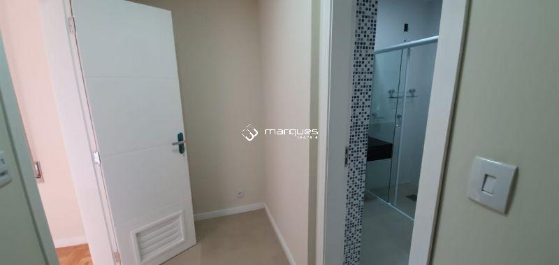 Apartamento 3 quartos  no bairro Centro