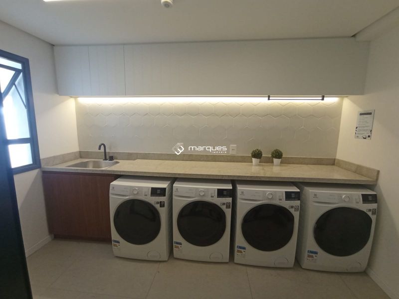 Apartamento 1 quarto  no bairro Areal