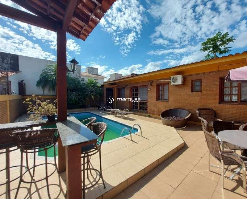 Casa 4 quartos  no bairro Três Vendas