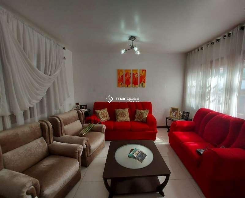 Casa 4 quartos  no bairro Três Vendas