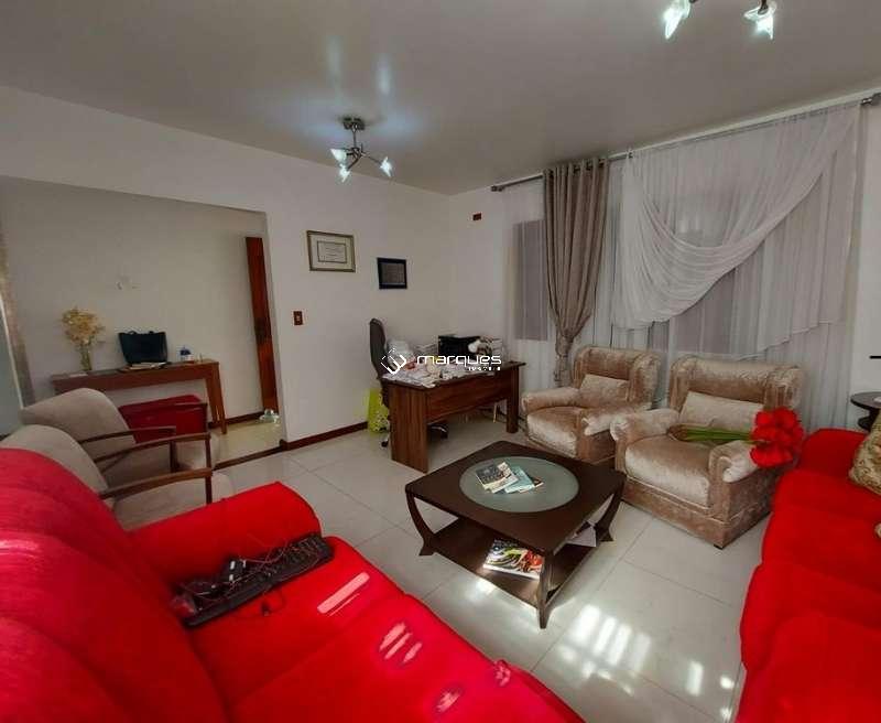 Casa 4 quartos  no bairro Três Vendas