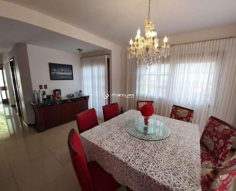 Casa 4 quartos  no bairro Três Vendas