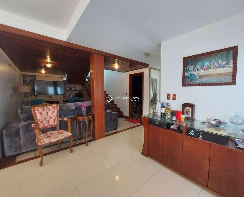 Casa 4 quartos  no bairro Três Vendas