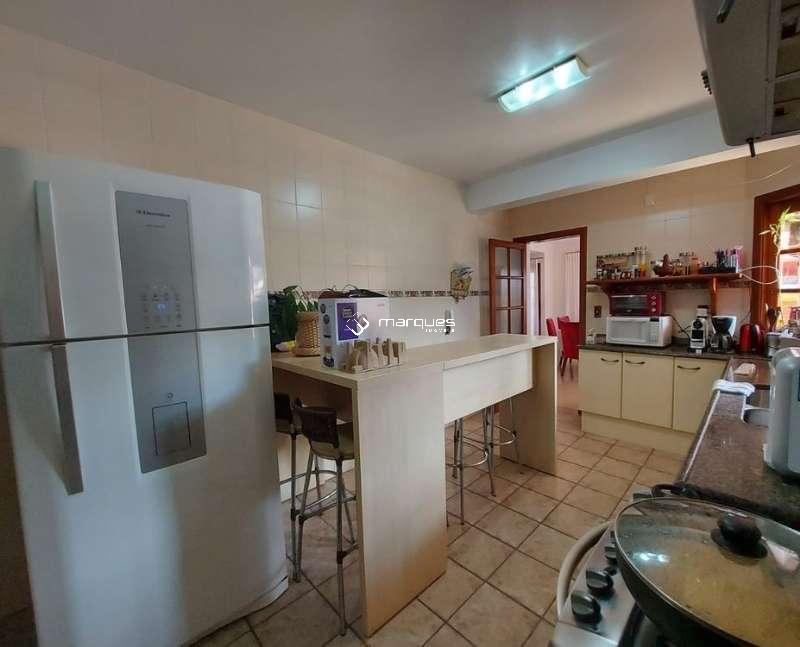 Casa 4 quartos  no bairro Três Vendas