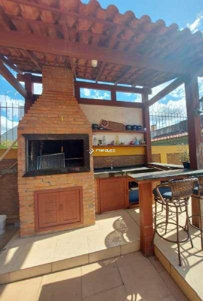 Casa 4 quartos  no bairro Três Vendas