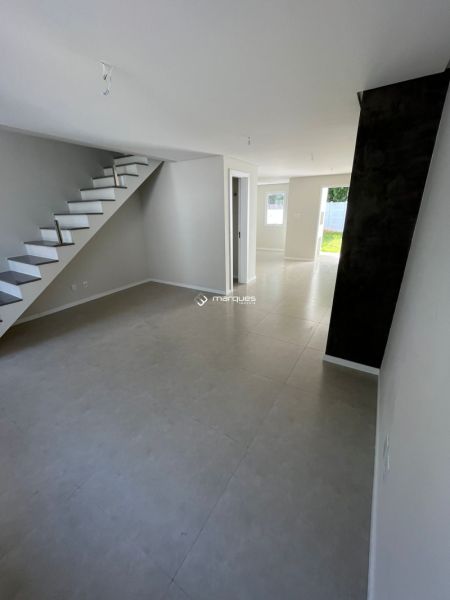 Casa 3 quartos  no bairro Laranjal