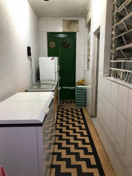 Casa Comercial 3 quartos  no bairro Centro