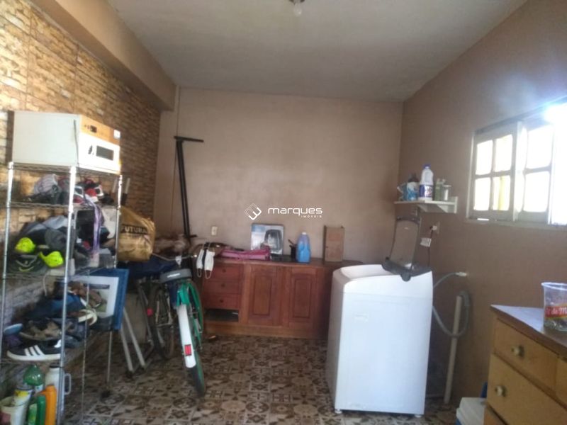 Casa 4 quartos  no bairro Umuharama