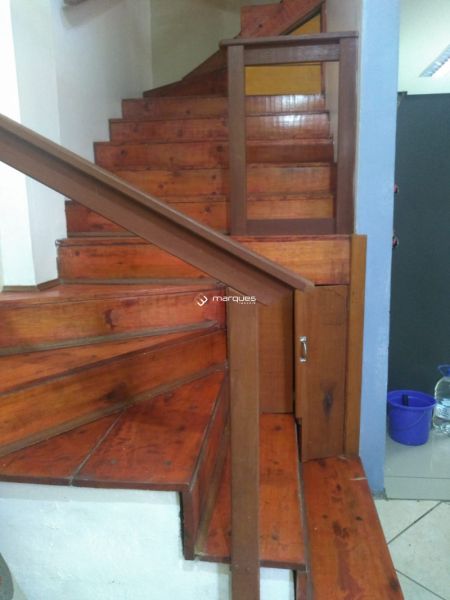 Casa 4 quartos  no bairro Umuharama