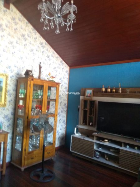 Casa 4 quartos  no bairro Umuharama