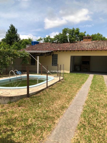 Casa 2 quartos  no bairro Laranjal