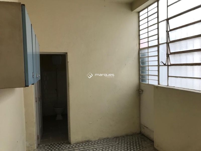 Sobrado 7 quartos  no bairro Centro
