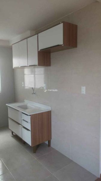 Apartamento 2 quartos  no bairro Simões Lopes