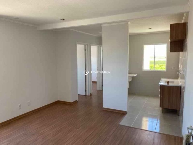 Apartamento 2 quartos  no bairro Simões Lopes