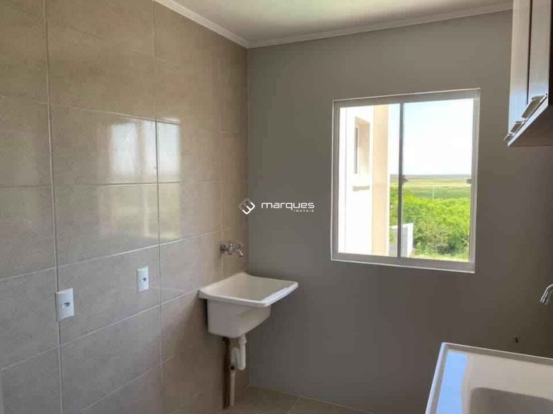 Apartamento 2 quartos  no bairro Simões Lopes