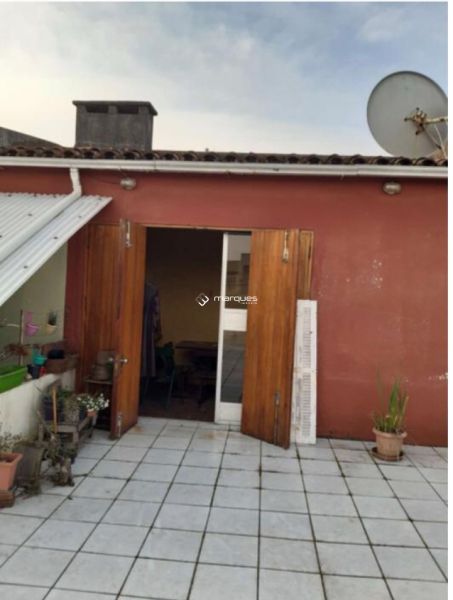 Casa 3 quartos  no bairro Centro