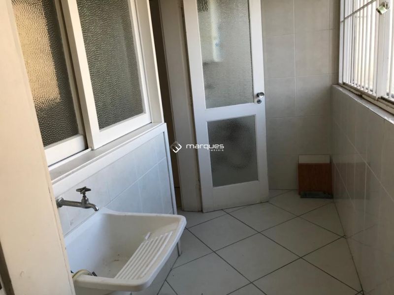 Apartamento 3 quartos  no bairro Centro