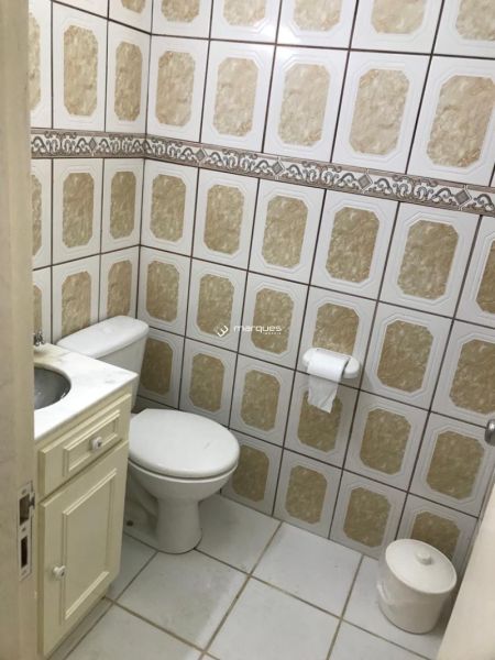 Casa 2 quartos  no bairro Fragata