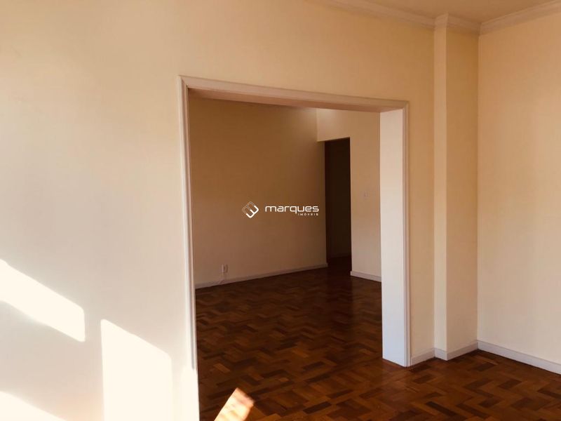Apartamento 3 quartos  no bairro Centro