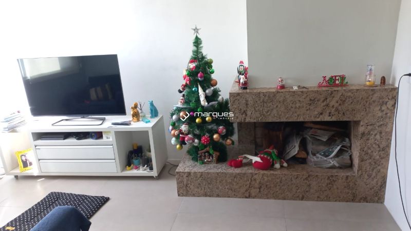 Sobrado 3 quartos  no bairro Laranjal