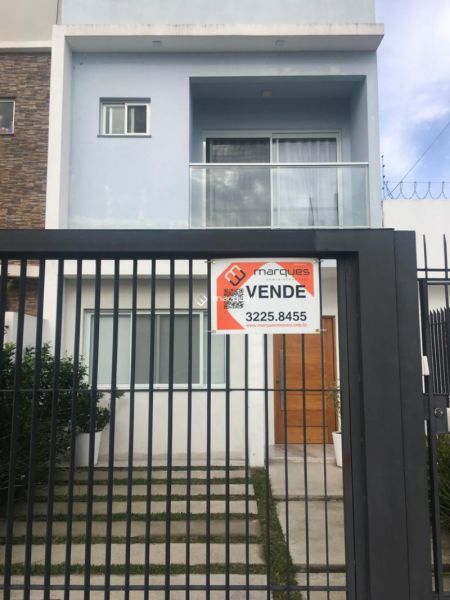 Sobrado 3 quartos  no bairro Laranjal