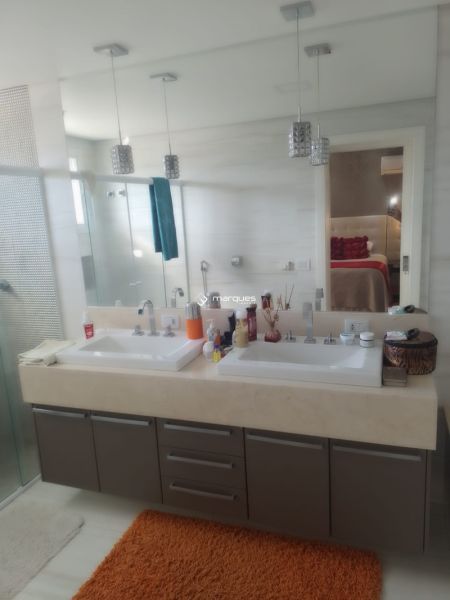 Casa 3 quartos  no bairro São Gonçalo