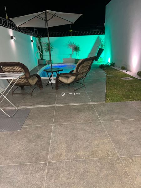 Casa 3 quartos  no bairro Las Acácias