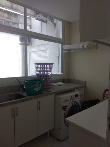Prédio Comercial no bairro Areal