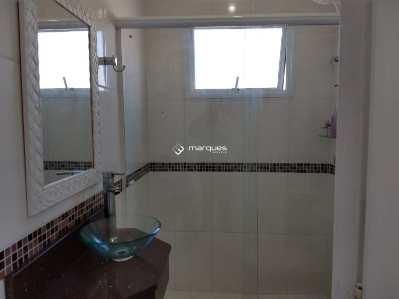 Prédio Comercial no bairro Areal