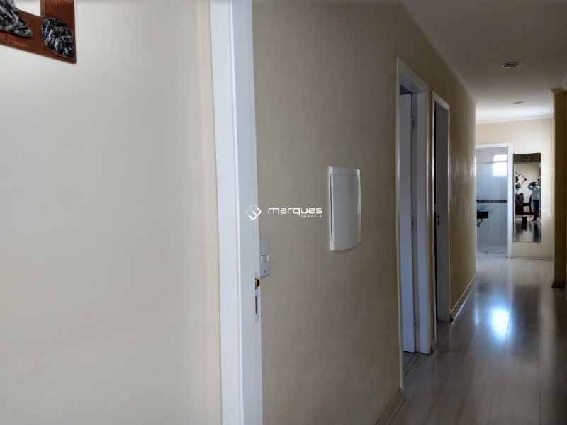 Prédio Comercial no bairro Areal