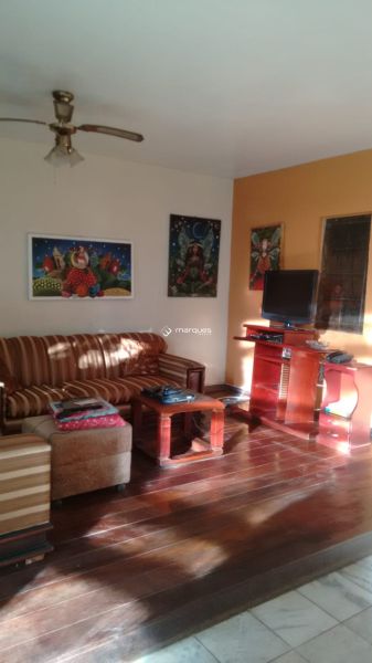 Casa 3 quartos  no bairro Três Vendas