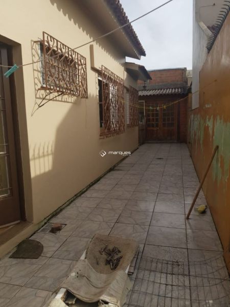 Casa 3 quartos  no bairro Três Vendas