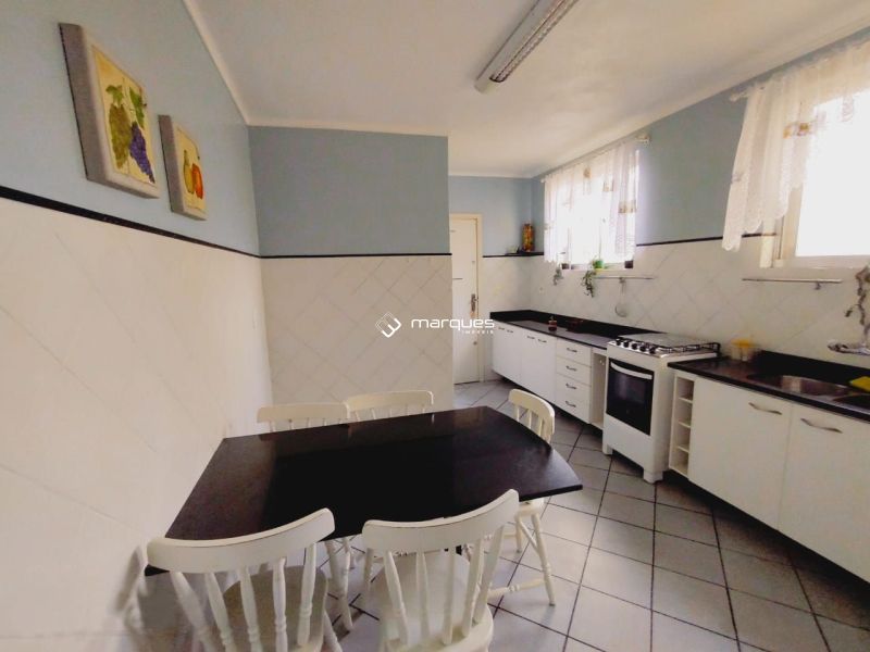 Apartamento 3 quartos  no bairro Centro